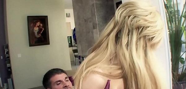  WhiteGhetto Amateur Teen Calls Him Daddy as he Drills Her